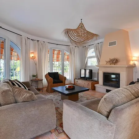 Margaritha By Aguilarent Benissa